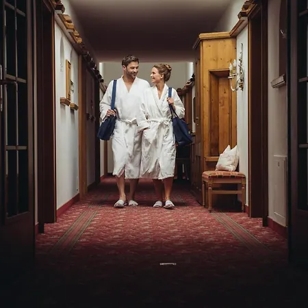 Hotel Neuhintertux 4 Sterne Superior