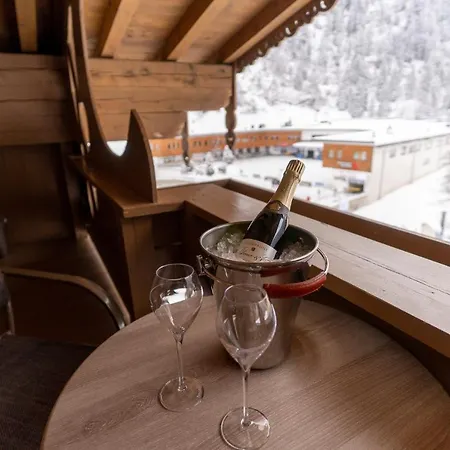 Neuhintertux 4 Sterne Superior Hotell 4*