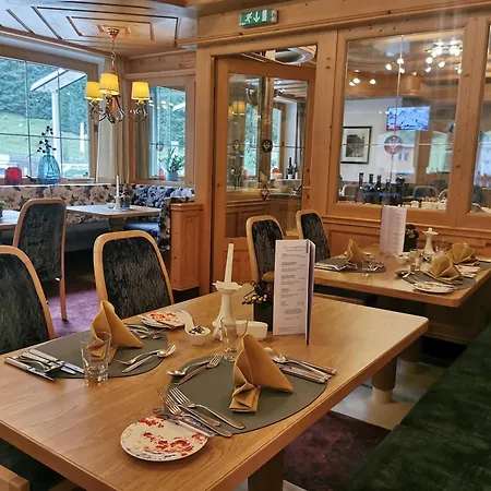 Neuhintertux 4 Sterne Superior Hotel