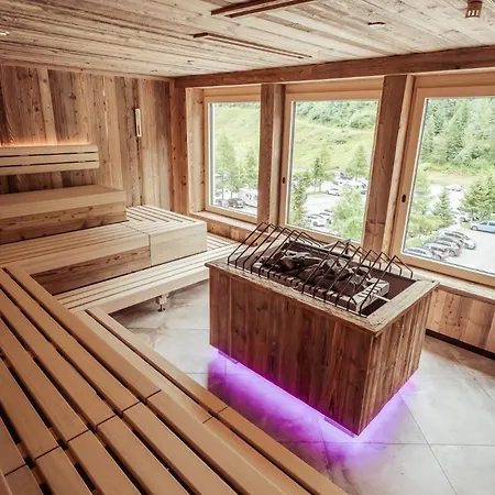 Hotell Neuhintertux 4 Sterne Superior