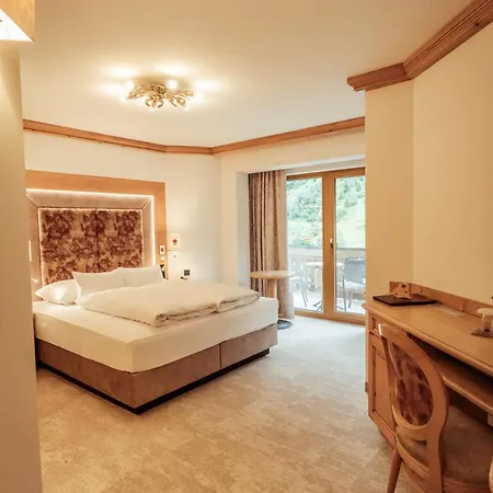 Neuhintertux 4 Sterne Superior 4* Tux