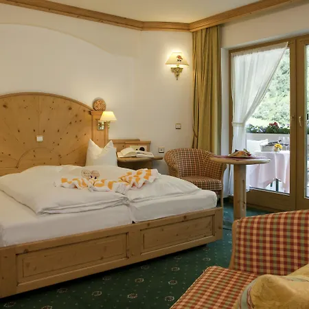 Hotell Neuhintertux 4 Sterne Superior