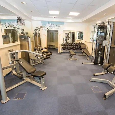 Szálloda Neuhintertux 4 Sterne Superior