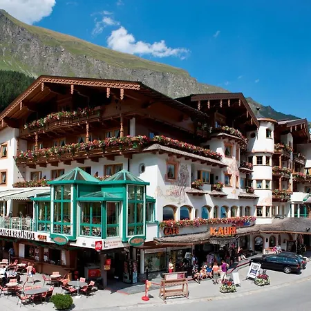 Neuhintertux Hotel 4*
