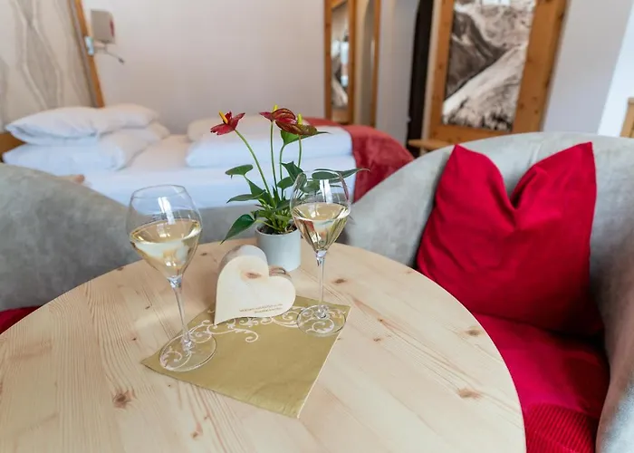 Neuhintertux 4 Sterne Superior 4* Тукс