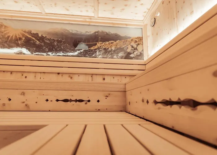 호텔 Neuhintertux 4 Sterne Superior 4*