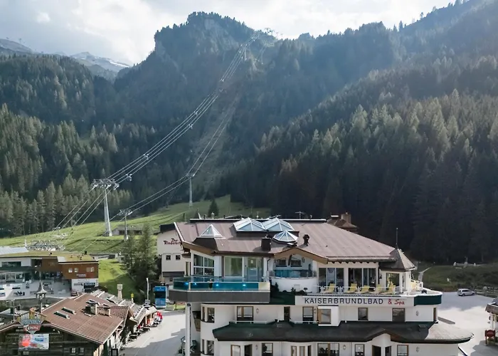 Neuhintertux 4 Sterne Superior 4* 턱스