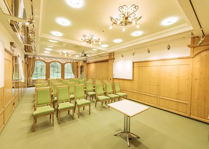 Neuhintertux 4 Sterne Superior 호텔 4*