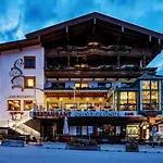 Hotel Neuhintertux 4 Sterne Superior 4*