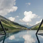 Hotel Neuhintertux 4 Sterne Superior